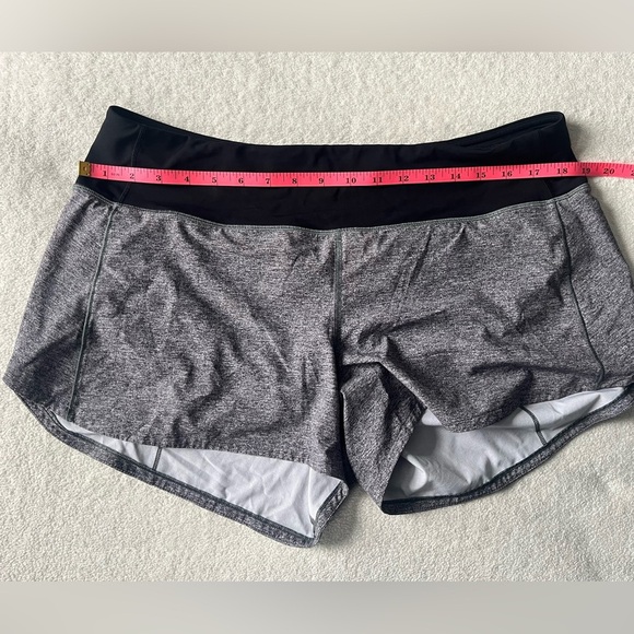Lulemon Speed Up Low-Rise Lined Short, 2.5 inches, Sz 12. Gray Black - Picture 8 of 8